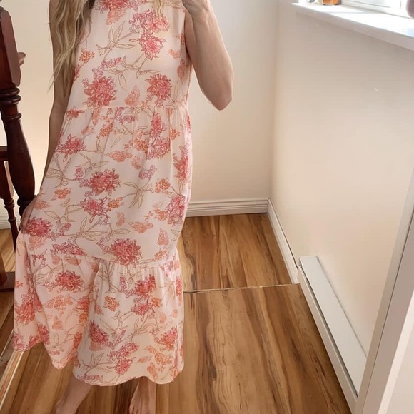 Park and Fifth Dress - Picture 6 of 7